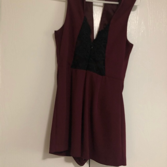 Only worn once, doesn’t fit anymore - Picture 2 of 4